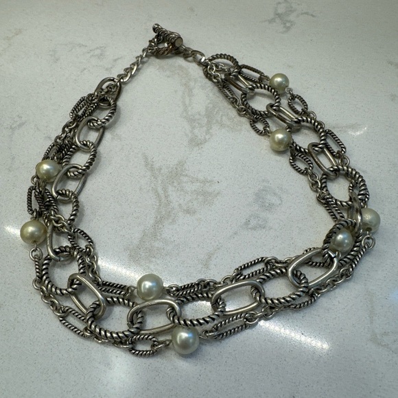Layered Silver And Faux Pearl Necklace/ Choker Stunning 18” - Picture 5 of 8